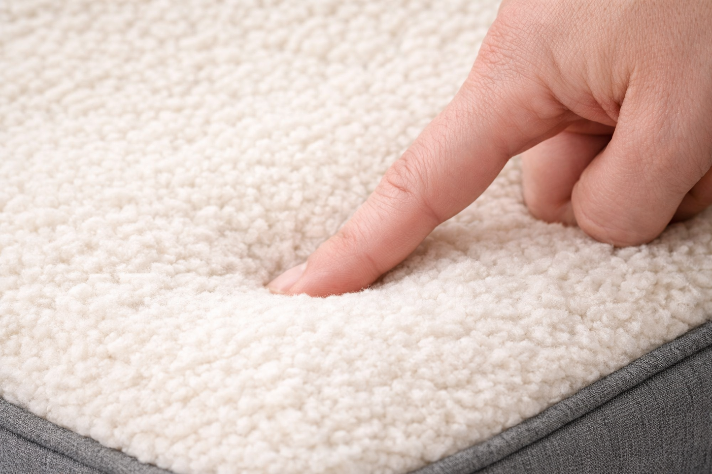 Orthopaedic Memory Foam Dog Bed – Anti-Slip Base – Washable Cover – Large 90cm